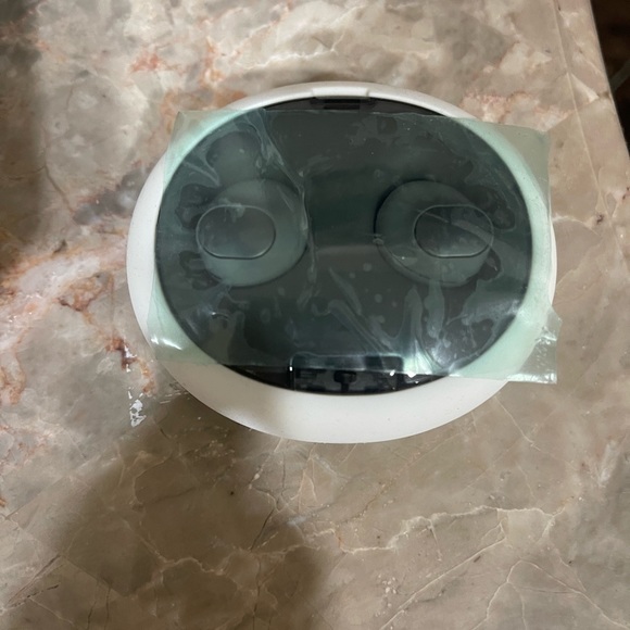 New Open Box! Aurora Ascend-1 True Wireless Headphones
New unused - Picture 3 of 8